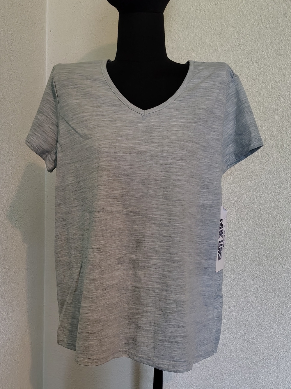 Muk Luks Heather Gray V-Neck Short Sleeve Tee Women T-shirt Top Petite Large NWT